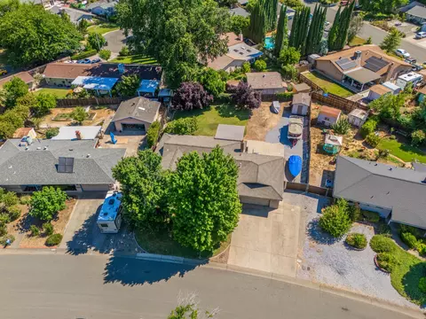 3730 Riverview Dr, Redding, CA 96001 photo 20