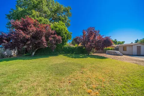 3730 Riverview Dr, Redding, CA 96001 photo 8