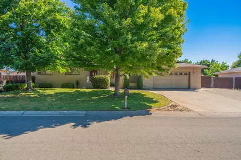 3730 Riverview Dr, Redding, CA 96001 photo 2