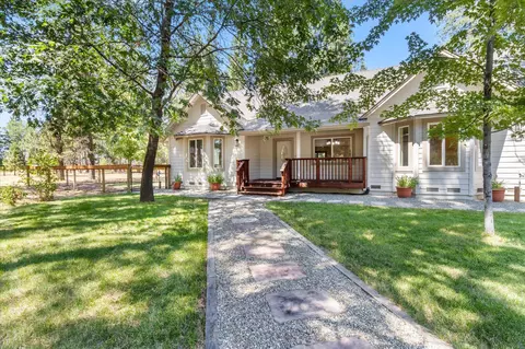 27067 Walker Dr, Fall River Mills, CA 96028 photo 3