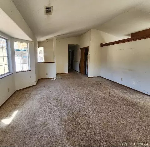 2347 Harlan Dr, Redding, CA 96003 photo 6
