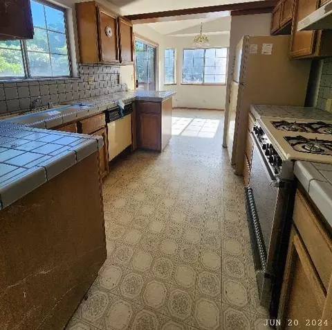 2347 Harlan Dr, Redding, CA 96003 photo 12