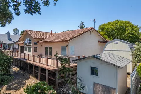 Exterior - 15560 China Rapids Dr, Red Bluff, CA 96080 photo 2 of 14