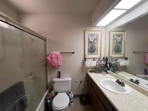 Bath - 1905 Galaxy Way, Redding, CA 96002 photo 1 of 2