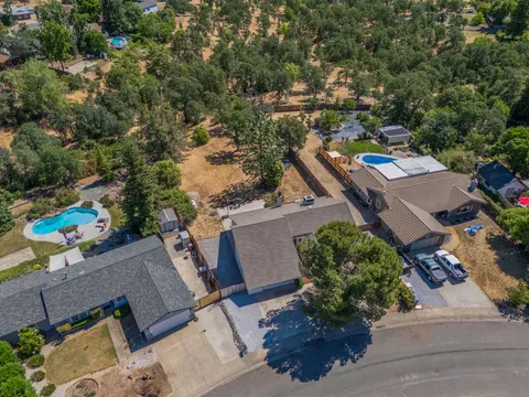 382 Woodhill Dr, Redding, CA 96003 photo 30