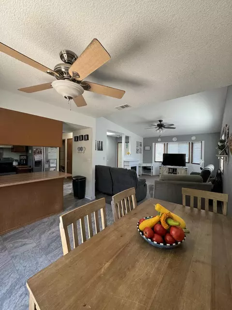 832 Monarch Ct, Redding, CA 96003 photo 10
