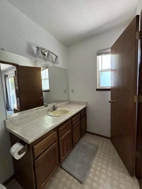 832 Monarch Ct, Redding, CA 96003 photo 28