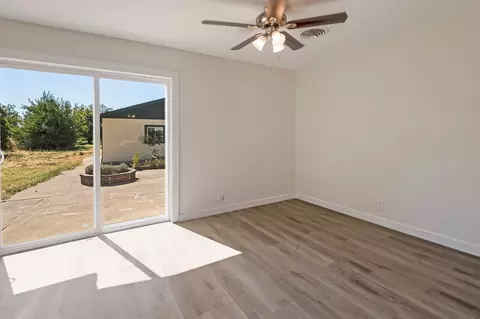 Bedroom - 7906 Churn Crk, Redding, CA 96002 photo 1 of 12