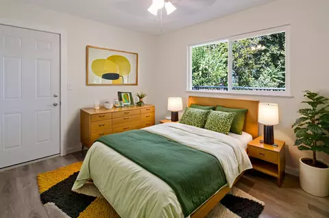 Bedroom - 7906 Churn Crk, Redding, CA 96002 photo 11 of 12