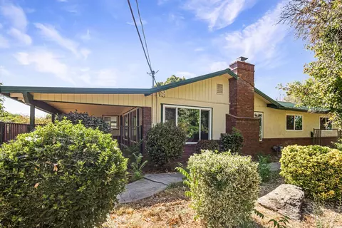 Exterior - 7906 Churn Crk, Redding, CA 96002 photo 4 of 17