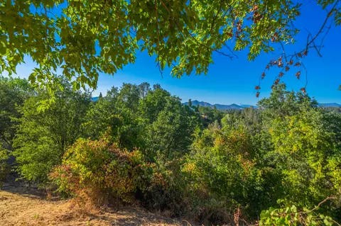 5916 Sierra Dr, Redding, CA 96003 photo 32