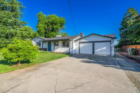 5916 Sierra Dr, Redding, CA 96003 photo 3
