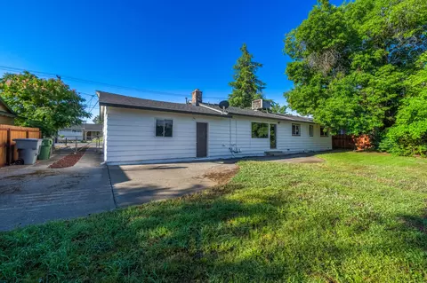 5916 Sierra Dr, Redding, CA 96003 photo 28