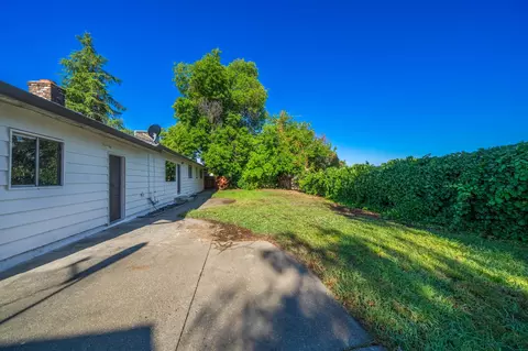 5916 Sierra Dr, Redding, CA 96003 photo 29