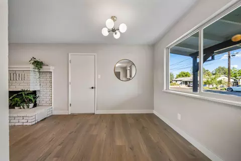 5916 Sierra Dr, Redding, CA 96003 photo 14