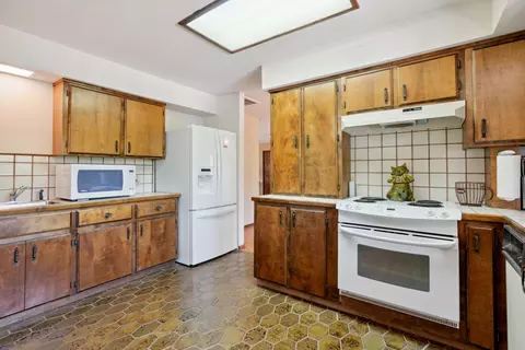 3010 Panorama Dr, Redding, CA 96003 photo 5