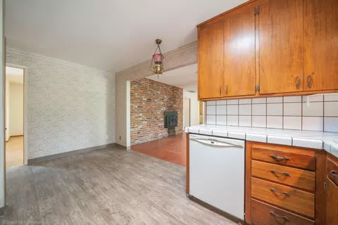 Kitchen - 3270 Inverness St, Redding, CA 96002 photo 6 of 7
