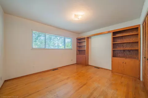 Bedroom - 3270 Inverness St, Redding, CA 96002 photo 3 of 7