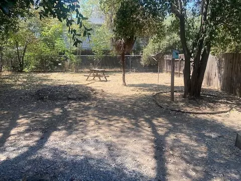 Exterior - 847 State St, Redding, CA 96001 photo 4 of 5