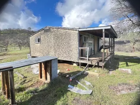 3210 Perla Rd, Igo, CA 96047 photo 9