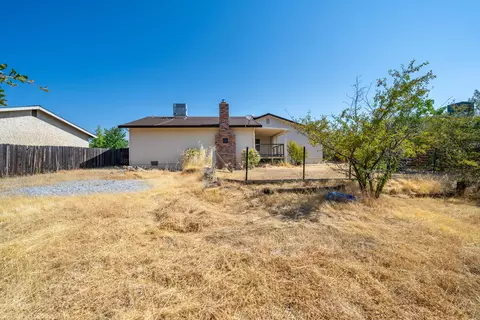Exterior - 4145 Remington Dr, Redding, CA 96001 photo 7 of 16