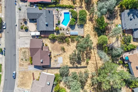 View/Area - 4145 Remington Dr, Redding, CA 96001 photo 5 of 6