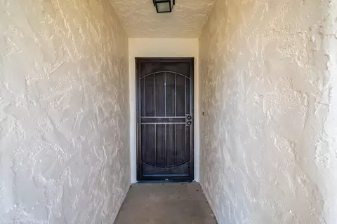 Entry Way - 4145 Remington Dr, Redding, CA 96001 photo 1 of 2