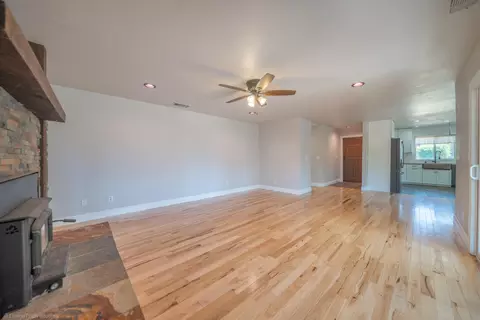 Living - 4145 Remington Dr, Redding, CA 96001 photo 5 of 5