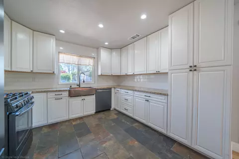 Kitchen - 4145 Remington Dr, Redding, CA 96001 photo 1 of 4
