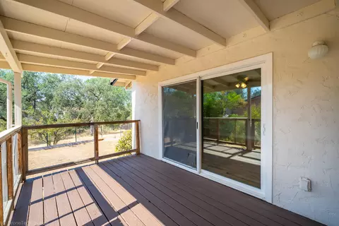 Exterior - 4145 Remington Dr, Redding, CA 96001 photo 10 of 16