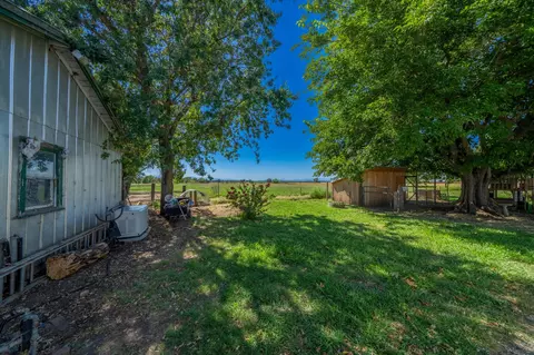 11819 A St, Red Bluff, CA 96080 photo 34