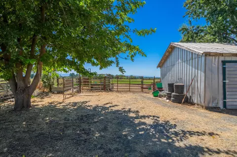 11819 A St, Red Bluff, CA 96080 photo 41