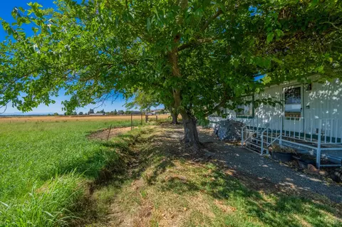 11819 A St, Red Bluff, CA 96080 photo 30