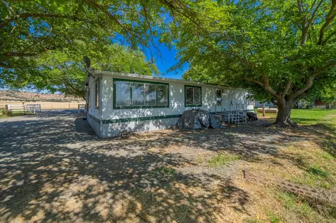 11819 A St, Red Bluff, CA 96080 photo 26
