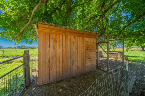 11819 A St, Red Bluff, CA 96080 photo 33