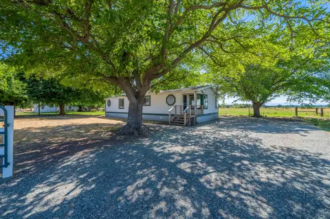 11819 A St, Red Bluff, CA 96080