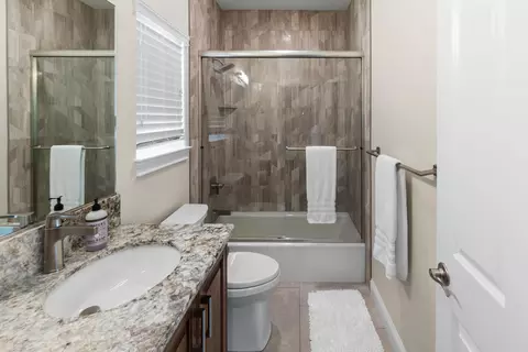 1268 Coggins St, Redding, CA 96003 photo 24