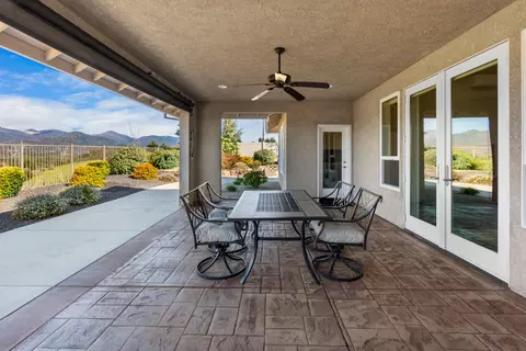 1268 Coggins St, Redding, CA 96003 photo 7