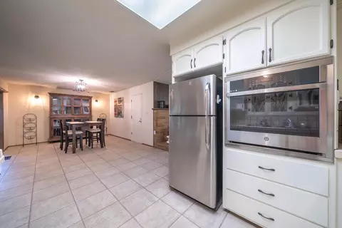 569 Rafael St, Redding, CA 96002 photo 12