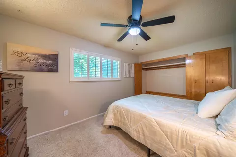 569 Rafael St, Redding, CA 96002 photo 27