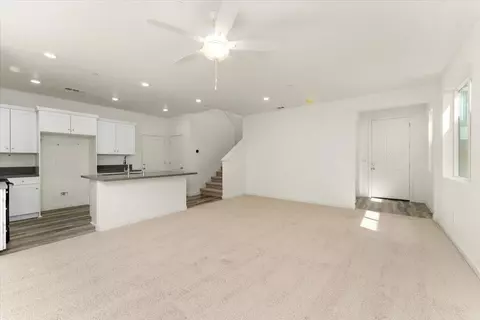 Living - 2277 Milano Trl, Redding, CA 96003 photo 5 of 5