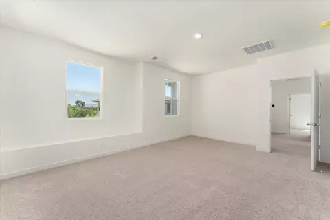 Bedroom - 2277 Milano Trl, Redding, CA 96003 photo 2 of 10