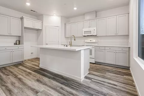 2293 Milano Trl, Redding, CA 96003 photo 11
