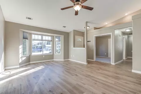 3384 Billings Dr, Redding, CA 96002 photo 6
