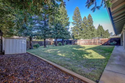 3384 Billings Dr, Redding, CA 96002 photo 34