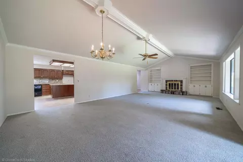 Living - 870 Sunriver Ln, Redding, CA 96001 photo 4 of 6