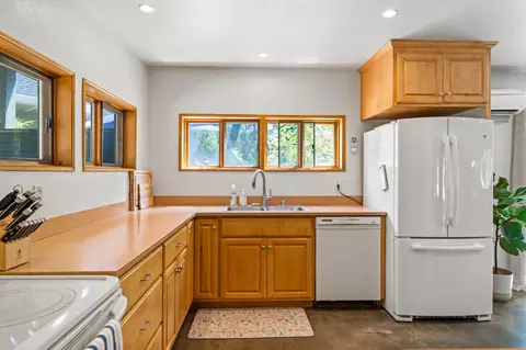 15745 Montgomery Ranch Rd, Redding, CA 96001 photo 9