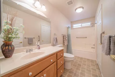 1385 Bully Choop Trl, Redding, CA 96003 photo 17