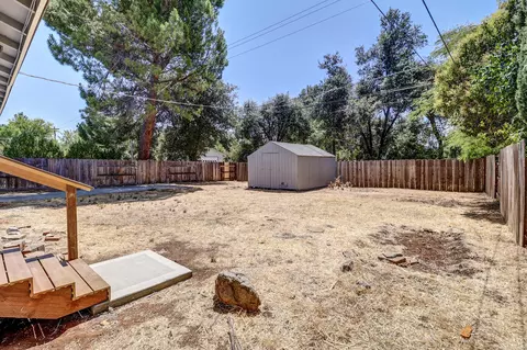 2079 Martian Way, Redding, CA 96002 photo 21