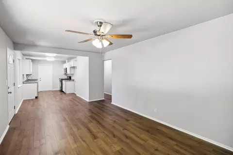2079 Martian Way, Redding, CA 96002 photo 7